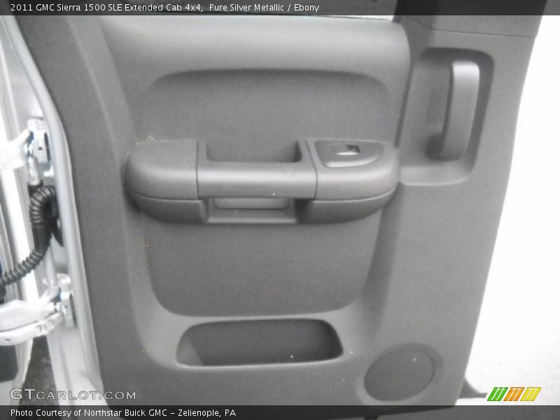 Pure Silver Metallic / Ebony 2011 GMC Sierra 1500 SLE Extended Cab 4x4