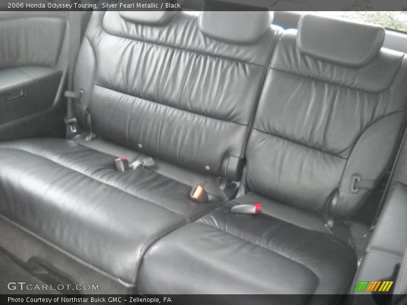 Silver Pearl Metallic / Black 2006 Honda Odyssey Touring