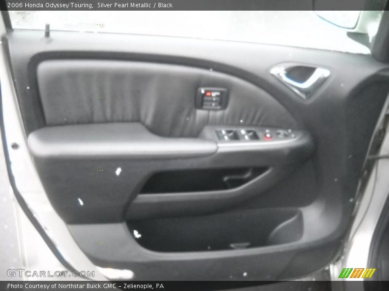 Silver Pearl Metallic / Black 2006 Honda Odyssey Touring