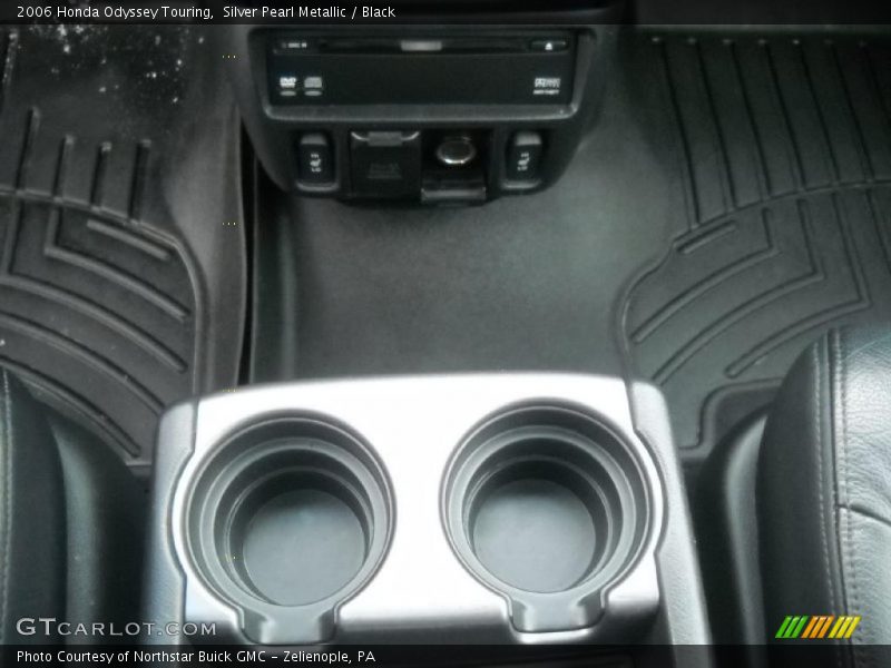 Silver Pearl Metallic / Black 2006 Honda Odyssey Touring