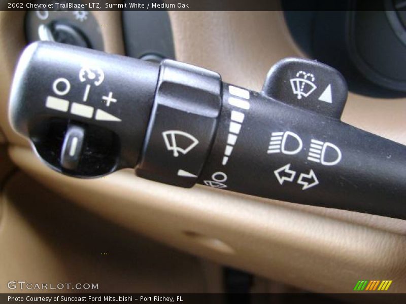 Summit White / Medium Oak 2002 Chevrolet TrailBlazer LTZ