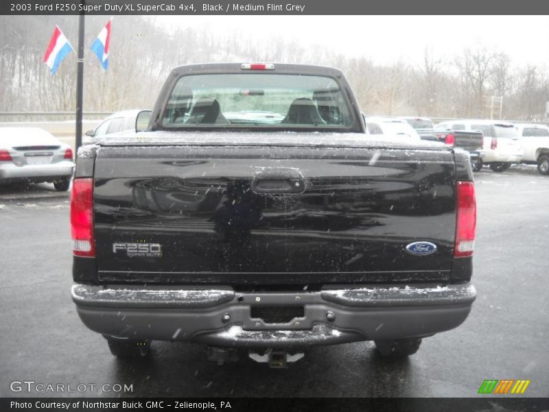 Black / Medium Flint Grey 2003 Ford F250 Super Duty XL SuperCab 4x4