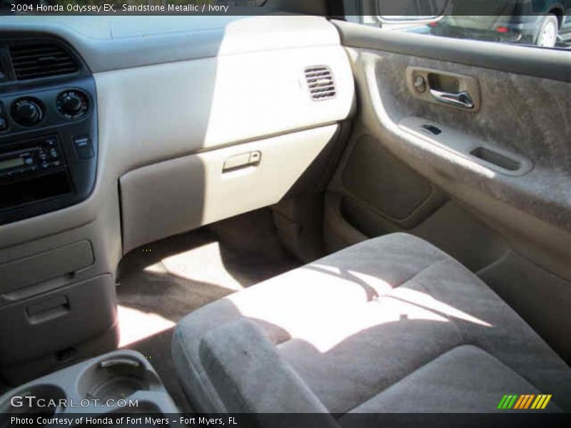 Sandstone Metallic / Ivory 2004 Honda Odyssey EX
