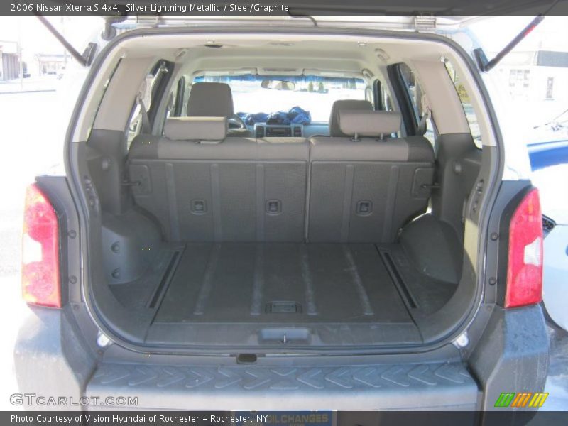 Silver Lightning Metallic / Steel/Graphite 2006 Nissan Xterra S 4x4