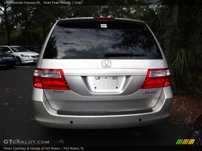 Silver Pearl Metallic / Gray 2005 Honda Odyssey EX