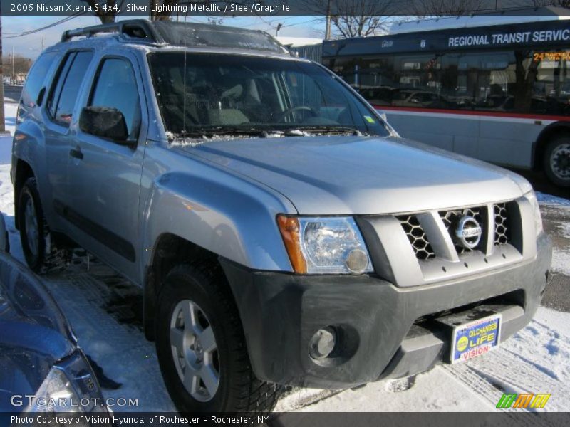 Silver Lightning Metallic / Steel/Graphite 2006 Nissan Xterra S 4x4