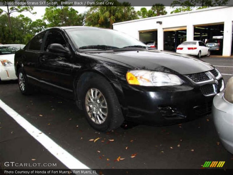 Brilliant Black / Dark Slate Grey 2006 Dodge Stratus SXT Sedan