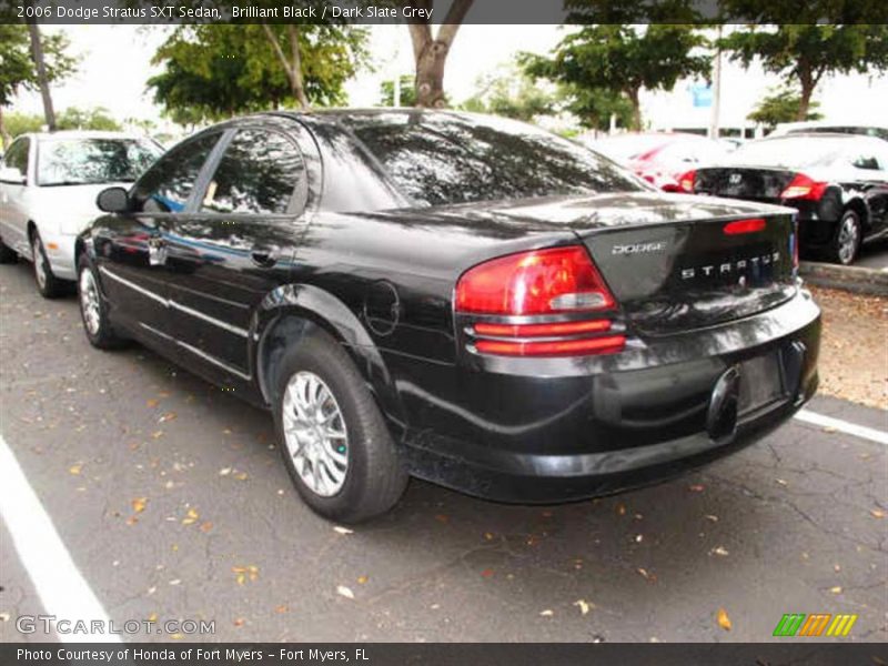 Brilliant Black / Dark Slate Grey 2006 Dodge Stratus SXT Sedan