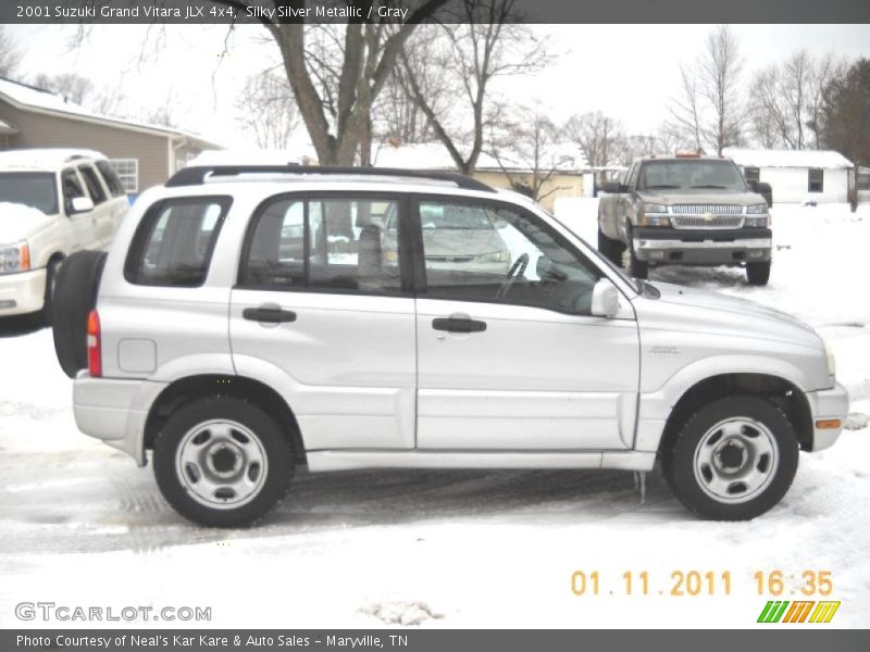 Silky Silver Metallic / Gray 2001 Suzuki Grand Vitara JLX 4x4