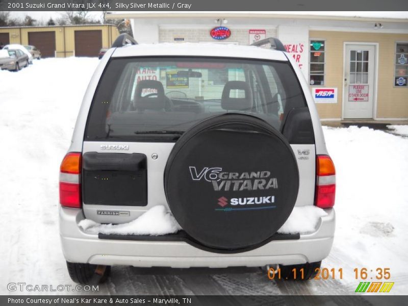 Silky Silver Metallic / Gray 2001 Suzuki Grand Vitara JLX 4x4