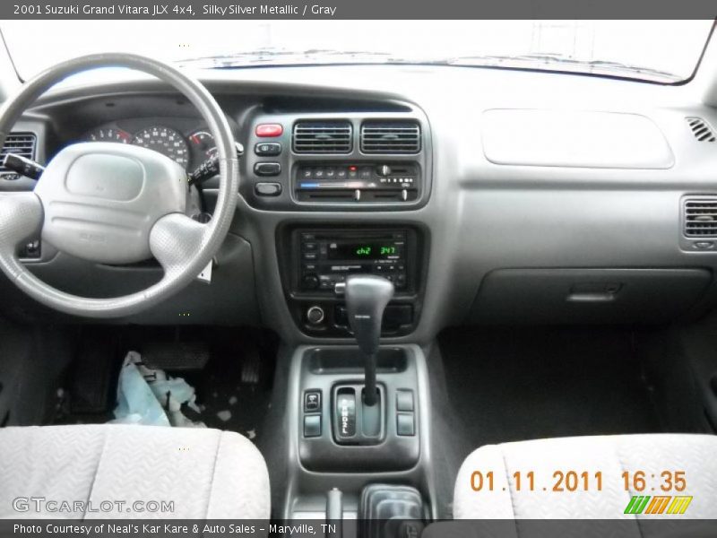 Silky Silver Metallic / Gray 2001 Suzuki Grand Vitara JLX 4x4