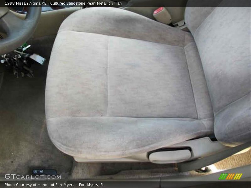 Cultured Sandstone Pearl Metallic / Tan 1998 Nissan Altima XE