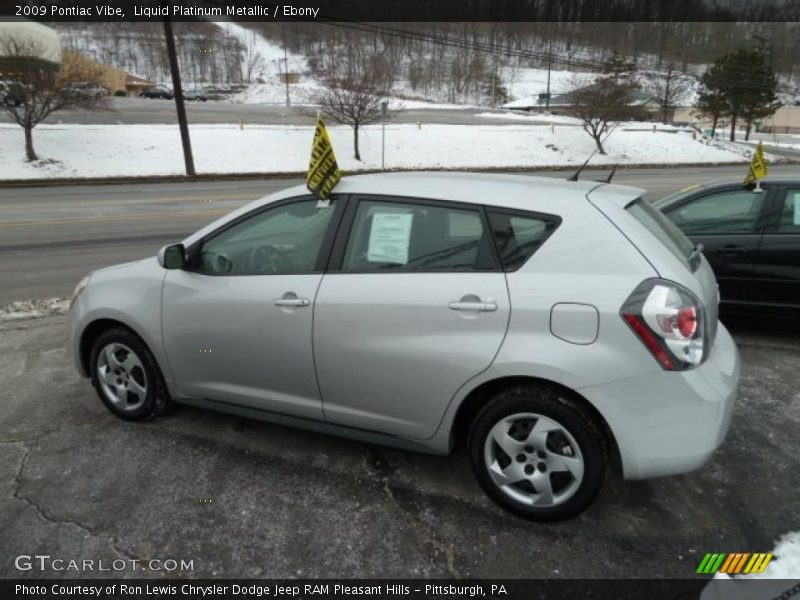 Liquid Platinum Metallic / Ebony 2009 Pontiac Vibe