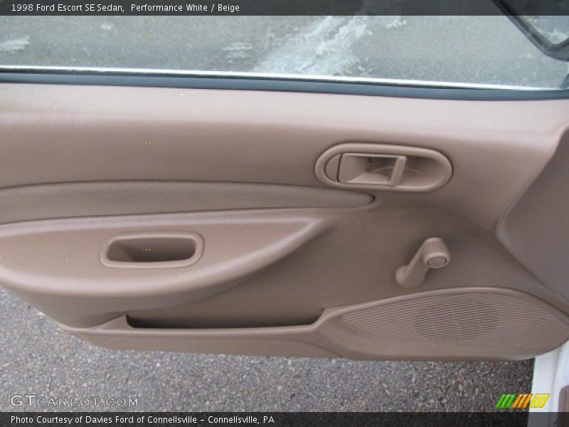Performance White / Beige 1998 Ford Escort SE Sedan