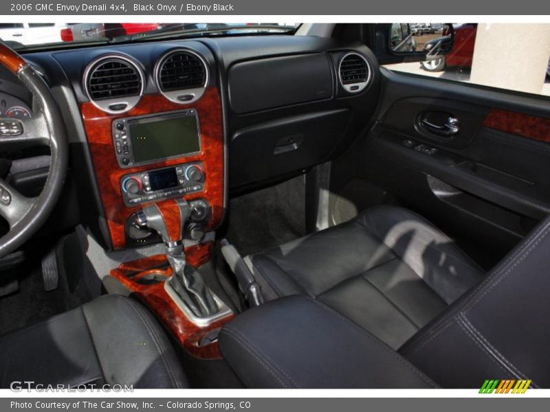 Black Onyx / Ebony Black 2006 GMC Envoy Denali 4x4