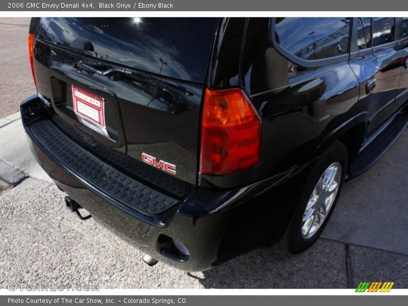 Black Onyx / Ebony Black 2006 GMC Envoy Denali 4x4