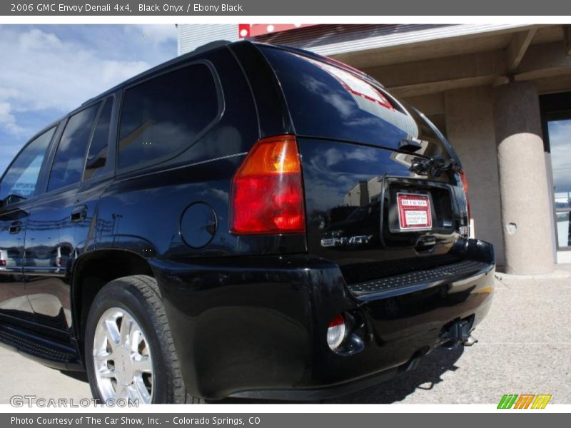 Black Onyx / Ebony Black 2006 GMC Envoy Denali 4x4