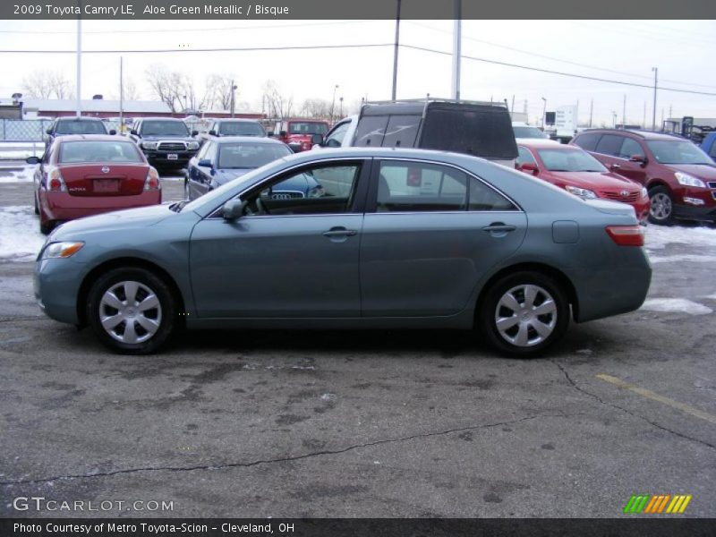 Aloe Green Metallic / Bisque 2009 Toyota Camry LE