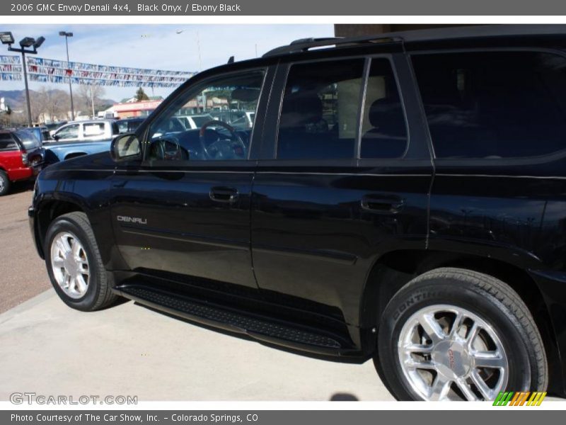 Black Onyx / Ebony Black 2006 GMC Envoy Denali 4x4