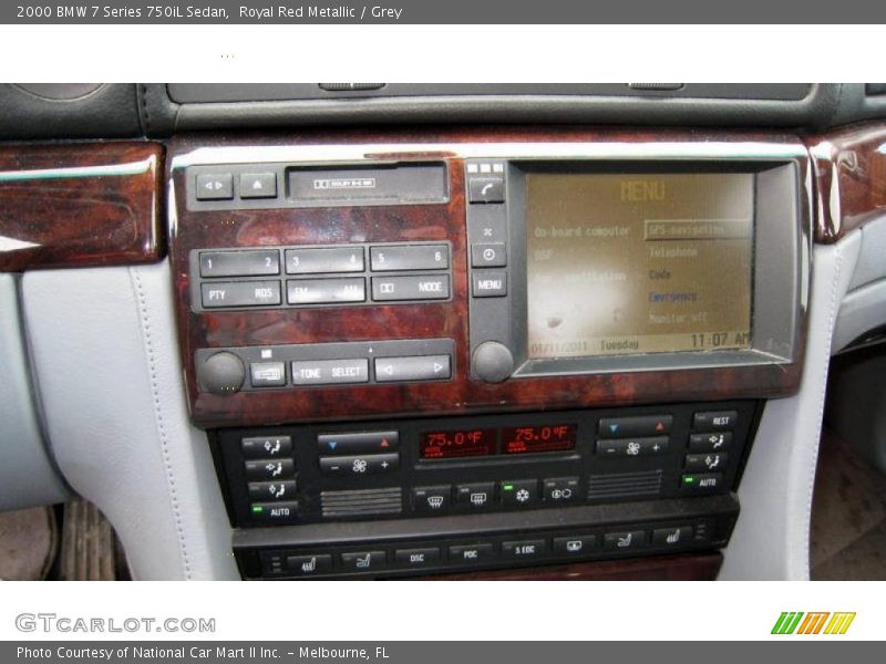 Controls of 2000 7 Series 750iL Sedan