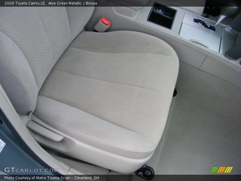 Aloe Green Metallic / Bisque 2009 Toyota Camry LE