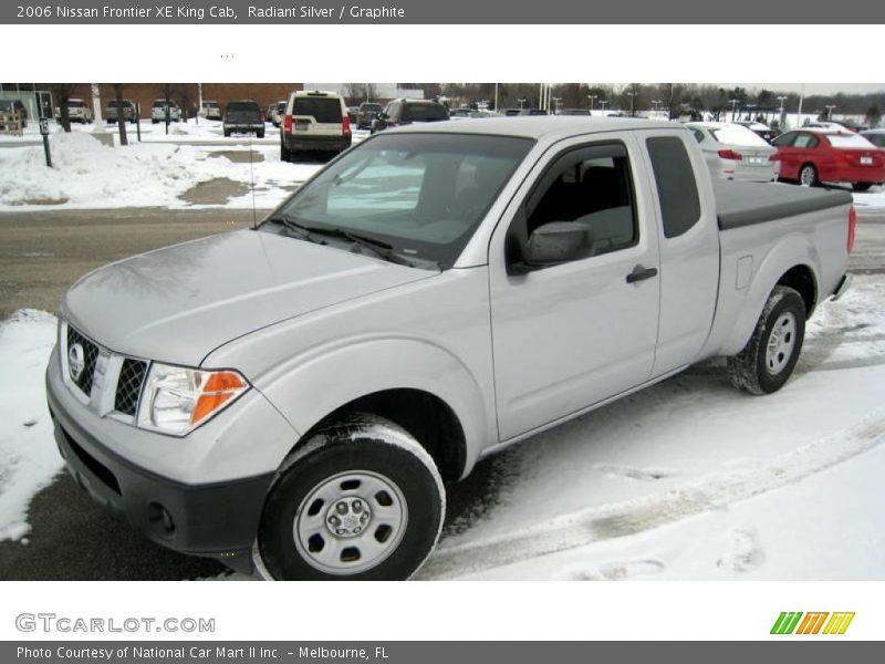 Radiant Silver / Graphite 2006 Nissan Frontier XE King Cab