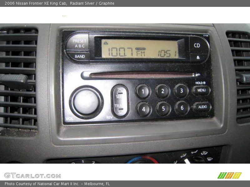 Radiant Silver / Graphite 2006 Nissan Frontier XE King Cab