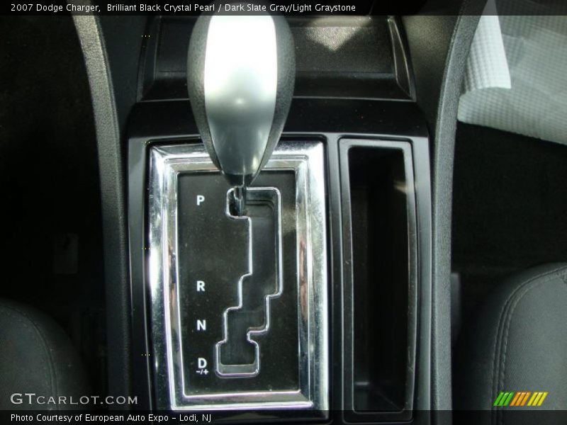 Brilliant Black Crystal Pearl / Dark Slate Gray/Light Graystone 2007 Dodge Charger