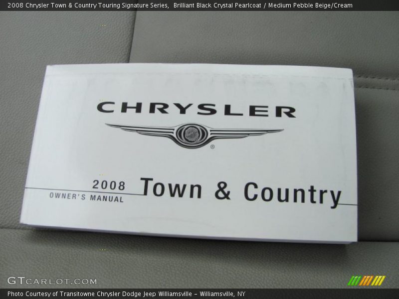 Brilliant Black Crystal Pearlcoat / Medium Pebble Beige/Cream 2008 Chrysler Town & Country Touring Signature Series
