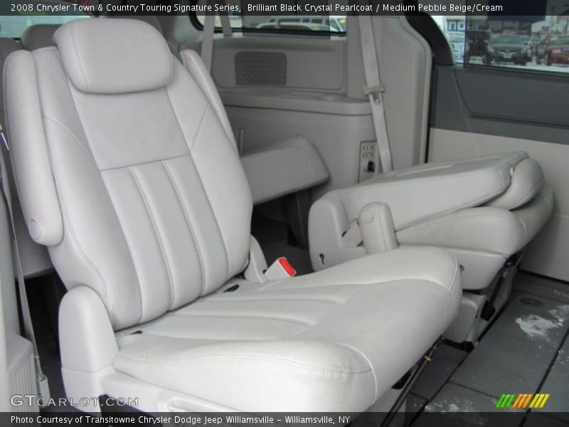 Brilliant Black Crystal Pearlcoat / Medium Pebble Beige/Cream 2008 Chrysler Town & Country Touring Signature Series