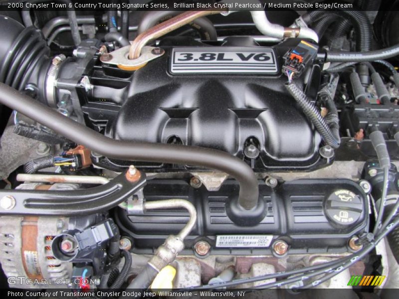 Brilliant Black Crystal Pearlcoat / Medium Pebble Beige/Cream 2008 Chrysler Town & Country Touring Signature Series