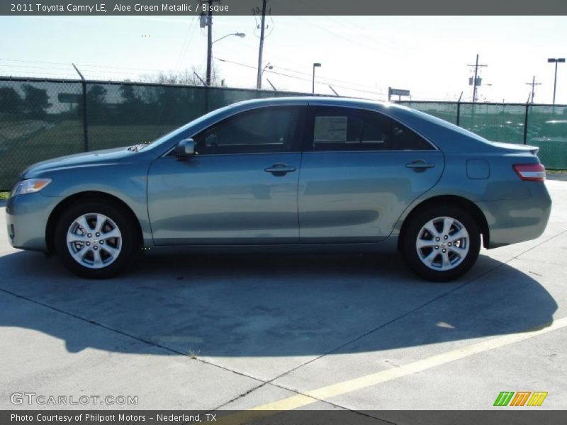 Aloe Green Metallic / Bisque 2011 Toyota Camry LE