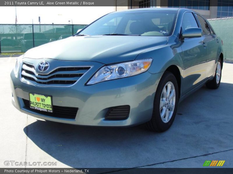 Aloe Green Metallic / Bisque 2011 Toyota Camry LE