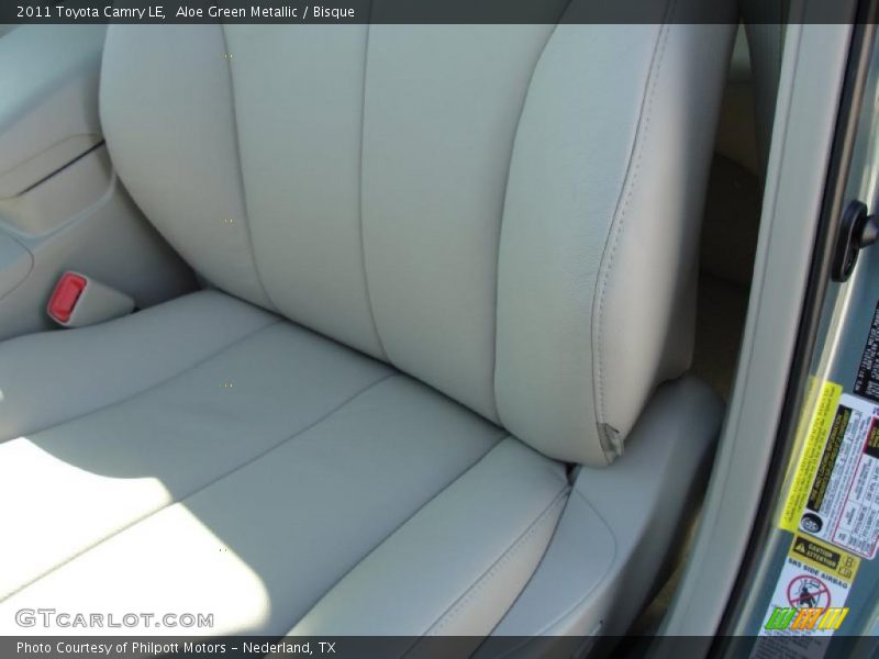 Aloe Green Metallic / Bisque 2011 Toyota Camry LE