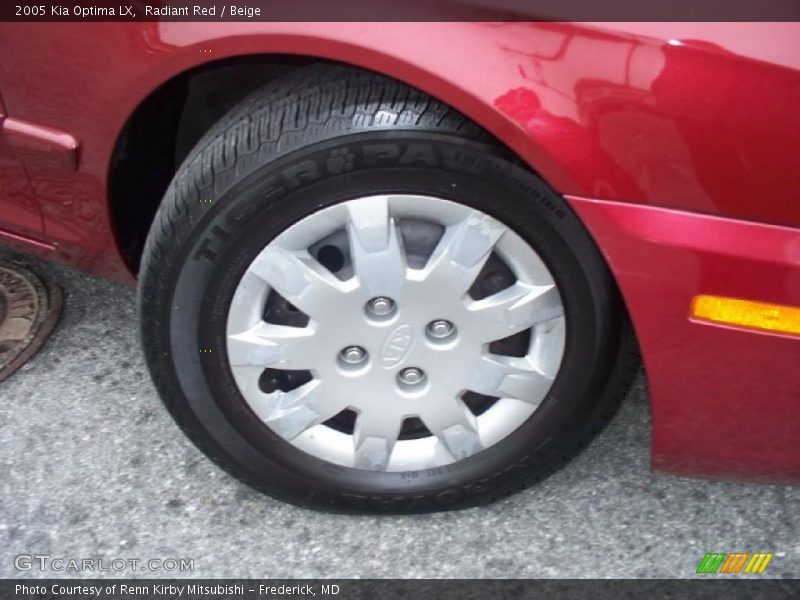 Radiant Red / Beige 2005 Kia Optima LX