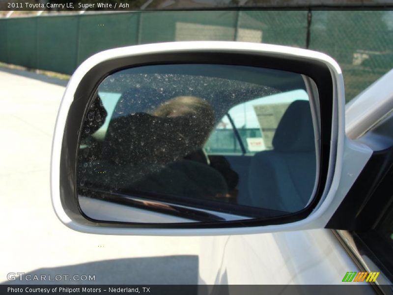 Super White / Ash 2011 Toyota Camry LE