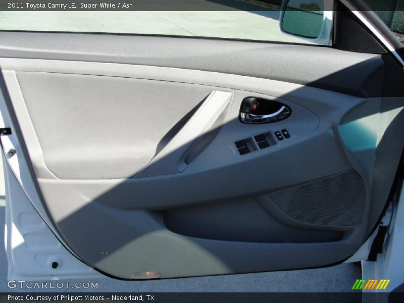 Super White / Ash 2011 Toyota Camry LE
