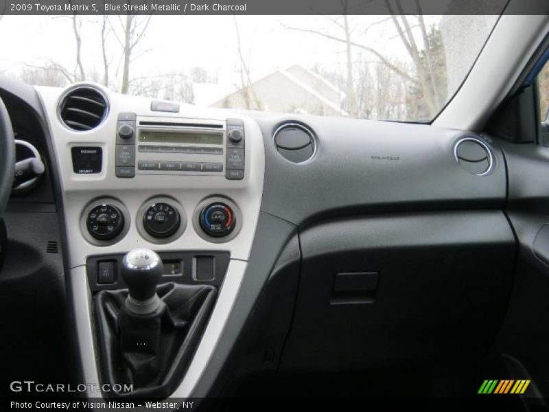 Blue Streak Metallic / Dark Charcoal 2009 Toyota Matrix S