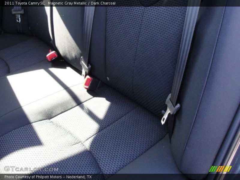 Magnetic Gray Metallic / Dark Charcoal 2011 Toyota Camry SE