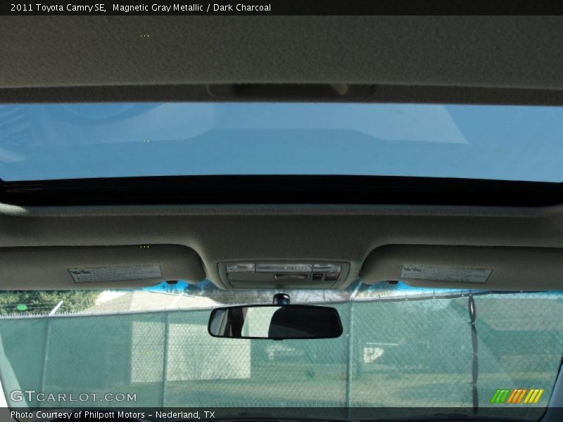 Magnetic Gray Metallic / Dark Charcoal 2011 Toyota Camry SE