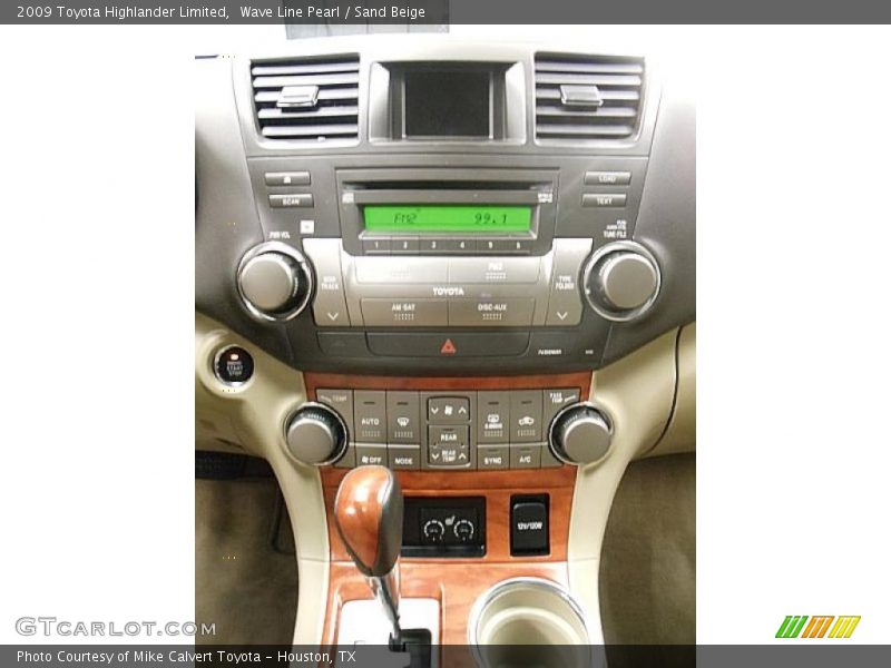 Wave Line Pearl / Sand Beige 2009 Toyota Highlander Limited
