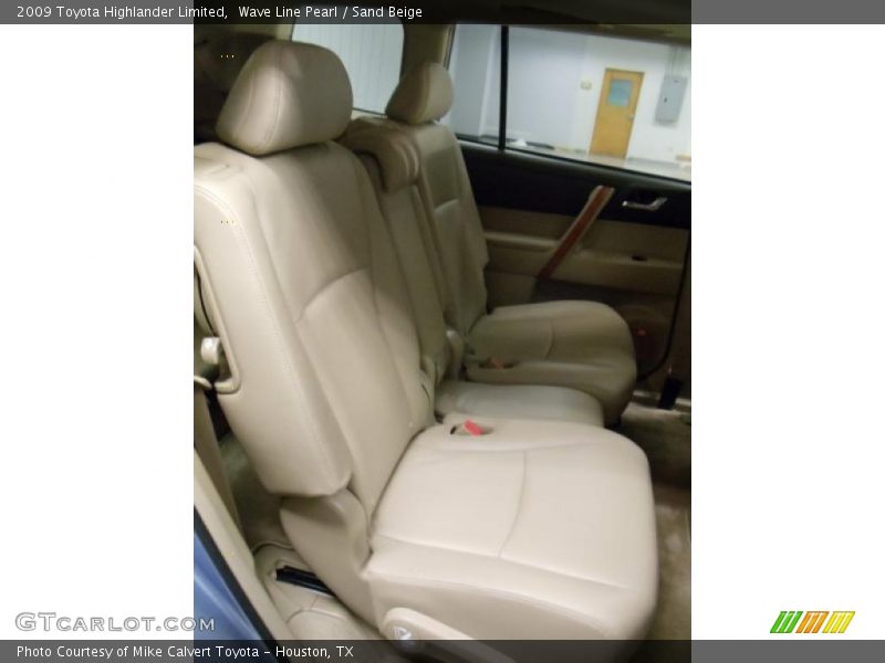 Wave Line Pearl / Sand Beige 2009 Toyota Highlander Limited