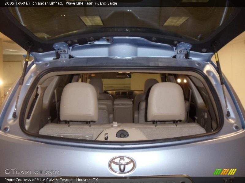 Wave Line Pearl / Sand Beige 2009 Toyota Highlander Limited