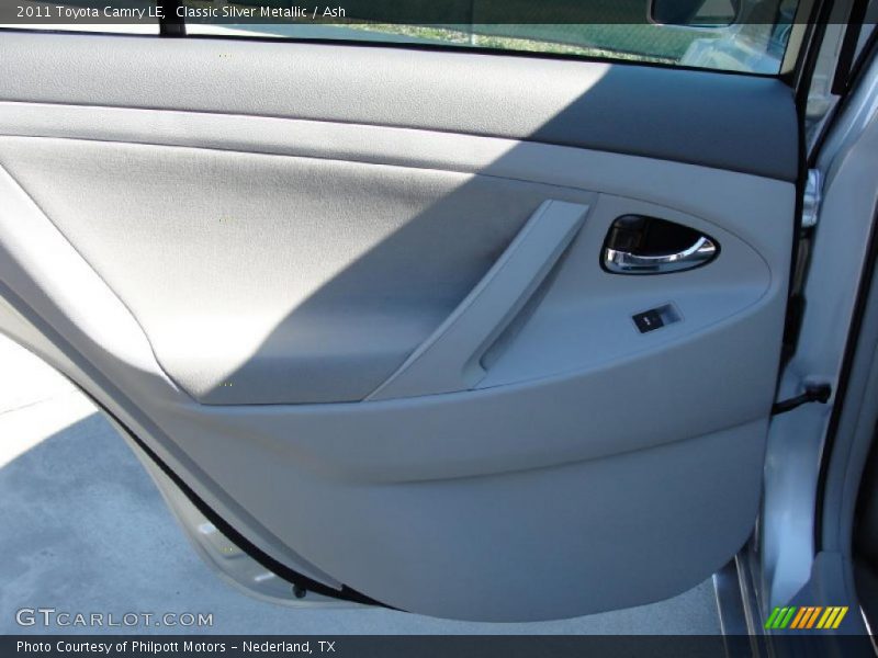 Classic Silver Metallic / Ash 2011 Toyota Camry LE