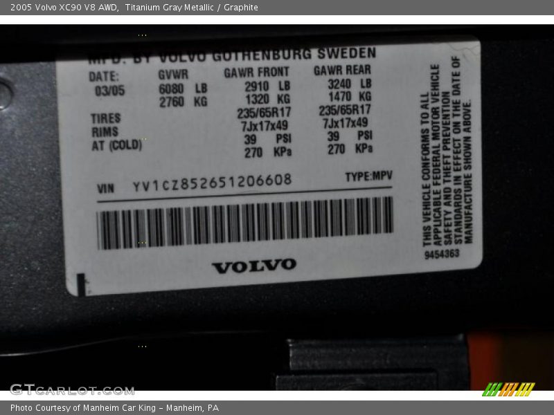 Titanium Gray Metallic / Graphite 2005 Volvo XC90 V8 AWD