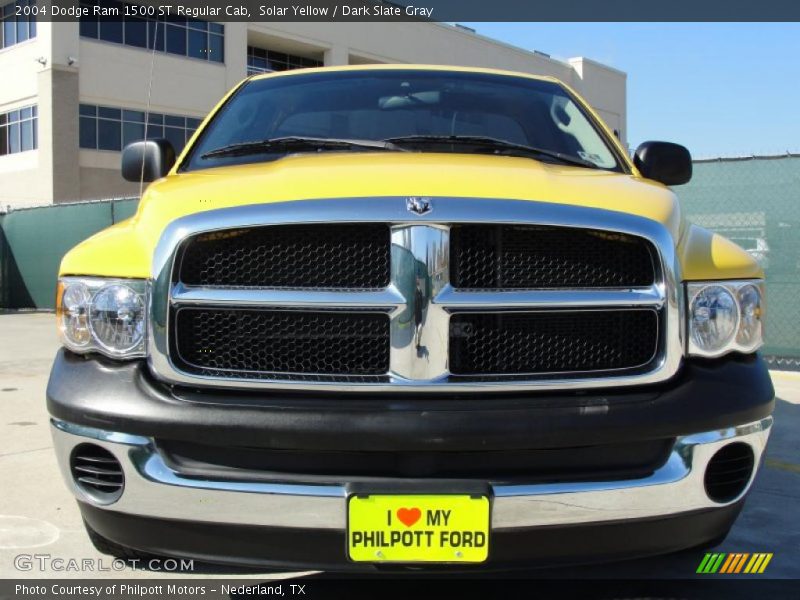 Solar Yellow / Dark Slate Gray 2004 Dodge Ram 1500 ST Regular Cab