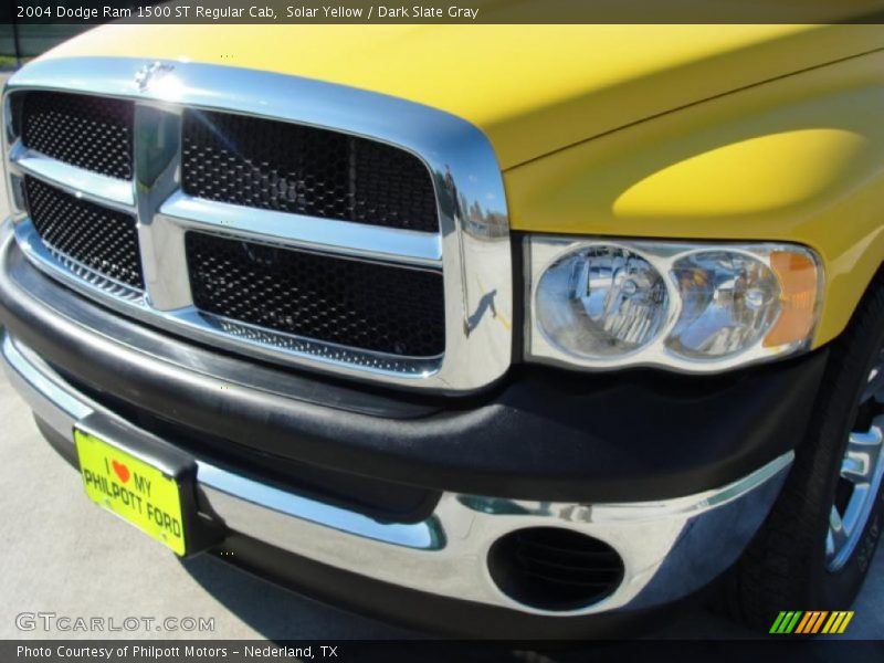 Solar Yellow / Dark Slate Gray 2004 Dodge Ram 1500 ST Regular Cab