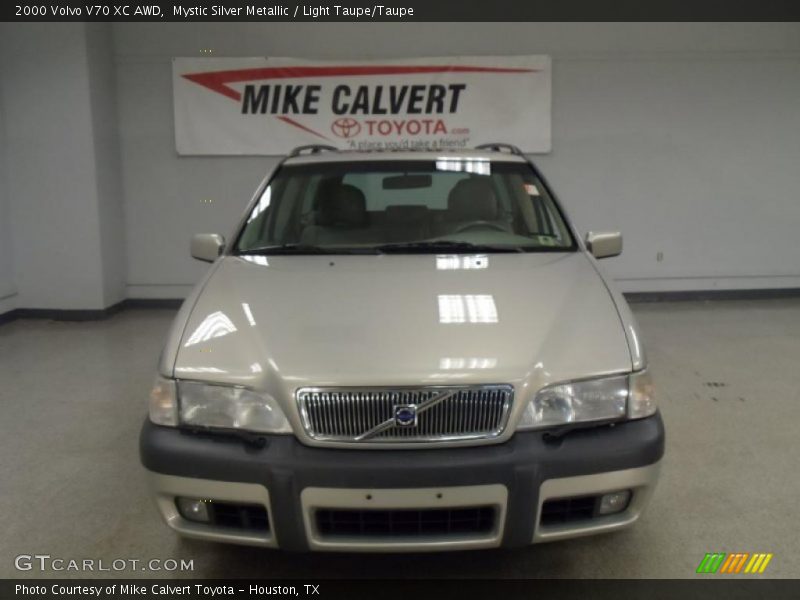 Mystic Silver Metallic / Light Taupe/Taupe 2000 Volvo V70 XC AWD
