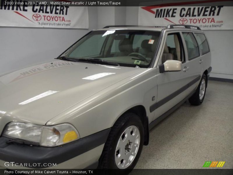 Mystic Silver Metallic / Light Taupe/Taupe 2000 Volvo V70 XC AWD