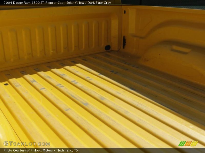 Solar Yellow / Dark Slate Gray 2004 Dodge Ram 1500 ST Regular Cab